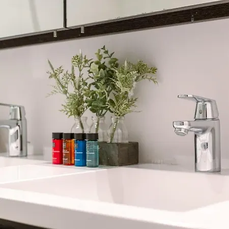 Huswell - Stylish In The Heart Of Apartment *